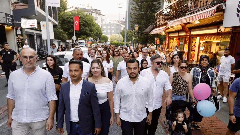 Alanya 3. Tiyatro Festivali coşkuyla başladı