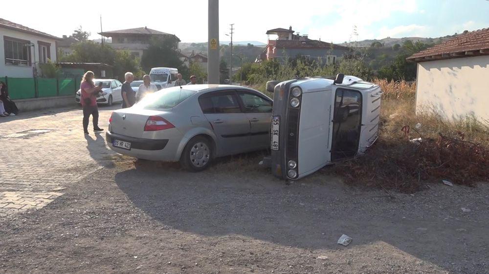 Amasya'da trafik kazası 2 kişi yaralandı