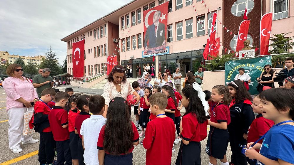 Ankara'daki okullarda Uyum Haftası zili çaldı