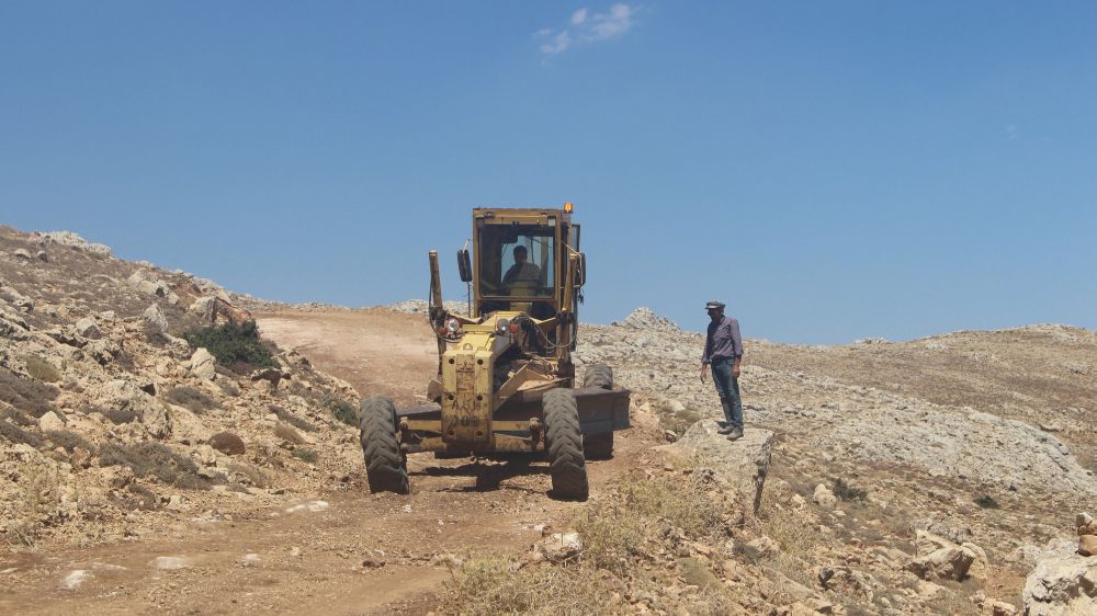 Antalya Elmalı’nın Çukurelma Yayla Yolundan Bakım onarım ve yeni yol açılıyor 