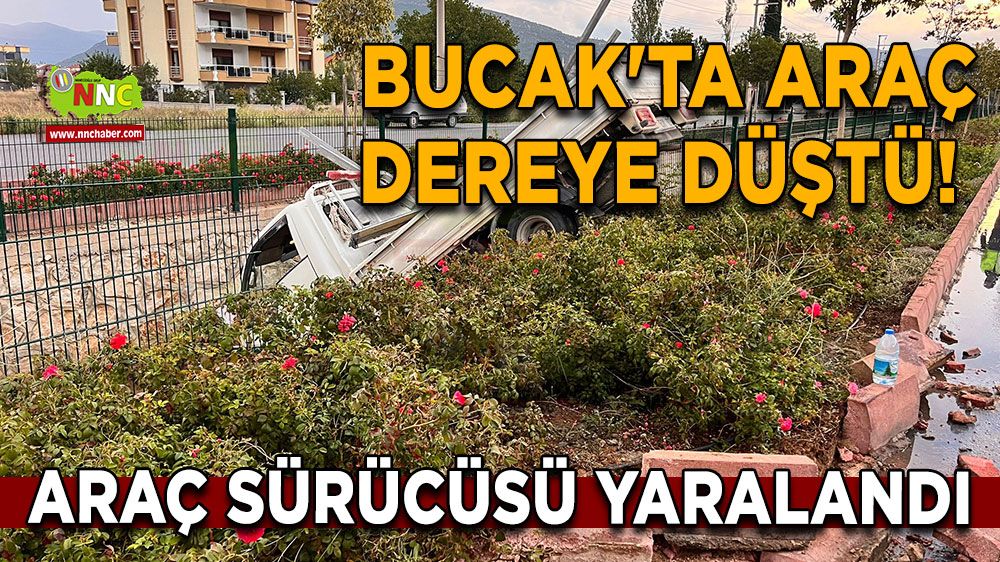 Bucak'ta araç dereye düştü! 