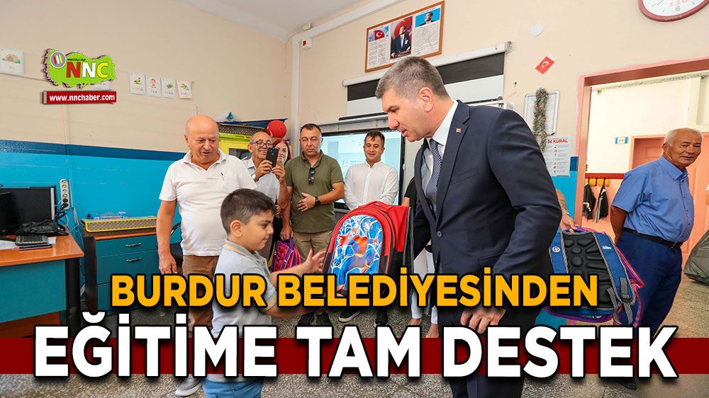 Burdur Belediyesi’nden eğitime kırtasiye desteği