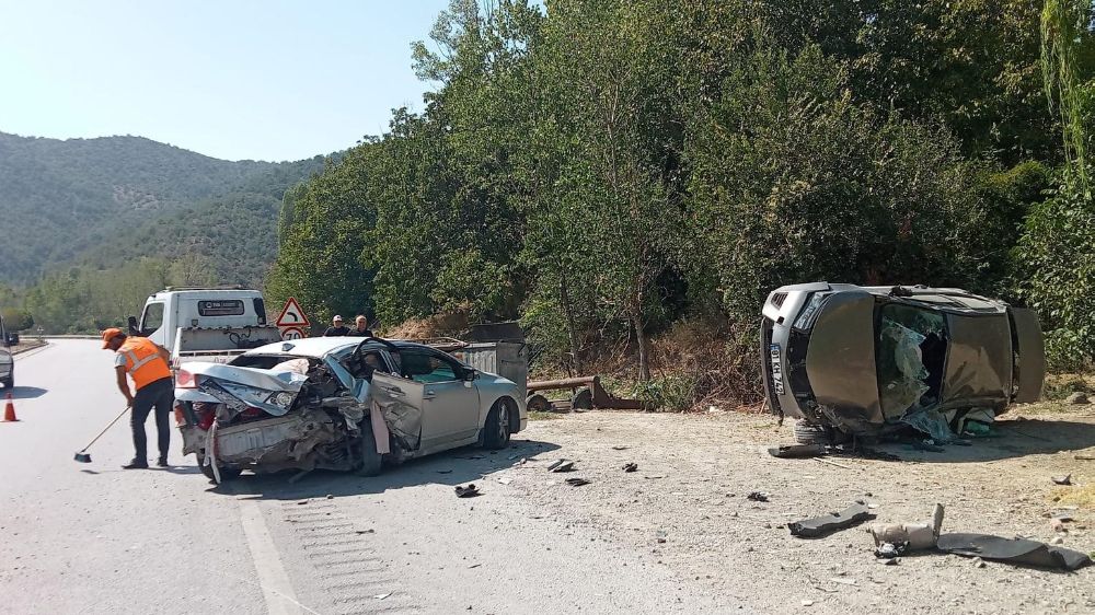 Çorum'da trafik kazası 8 kişi yaralandı