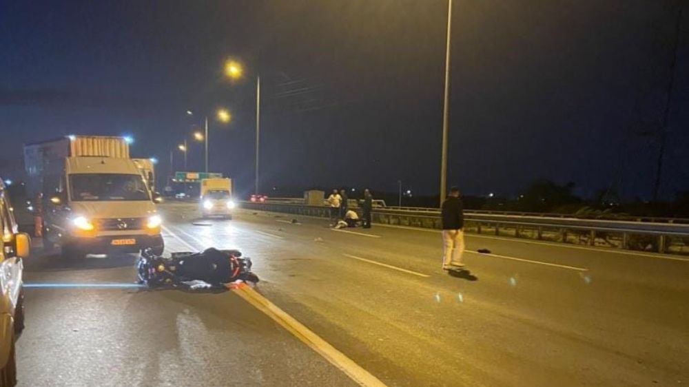 İstanbul'da kaza otomobil ile motosiklet çarpıştı genç sürücü hayatını kaybetti