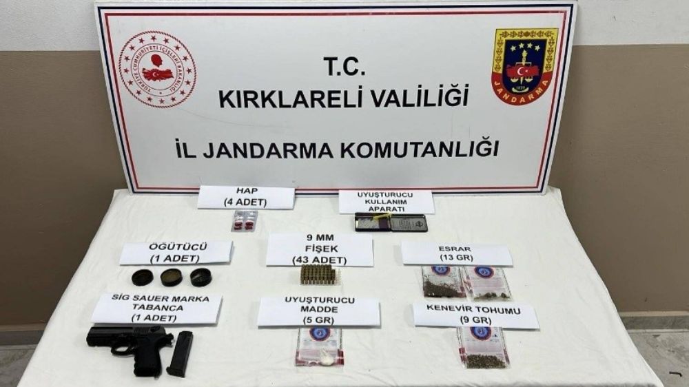  Kırklareli’nde jandarma ekiplerinden operasyon 32 şüpheli gözaltına alındı