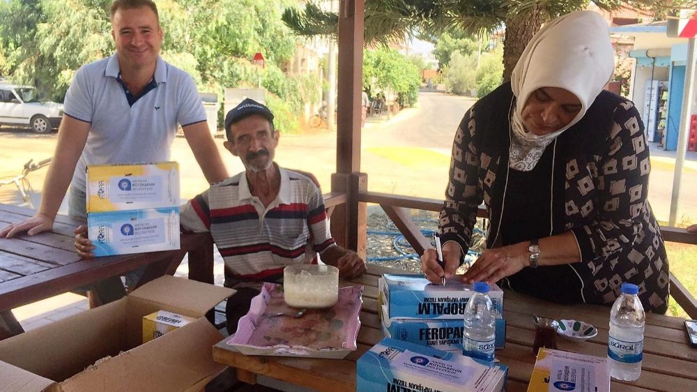 Manavgatlı üreticilere yapışkan tuzak desteği