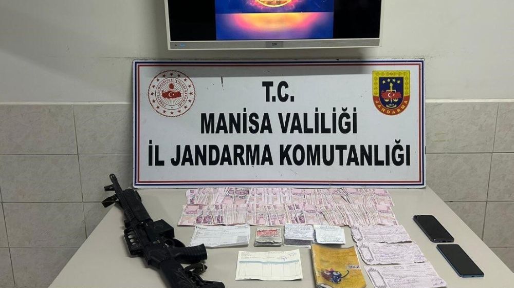 Manisa'da jandarma ekiplerinden operasyon