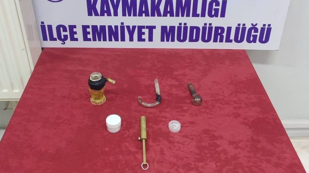 Selçuk'ta emniyet müdürlüğünden operasyon 4 şüpheli gözaltına alındı