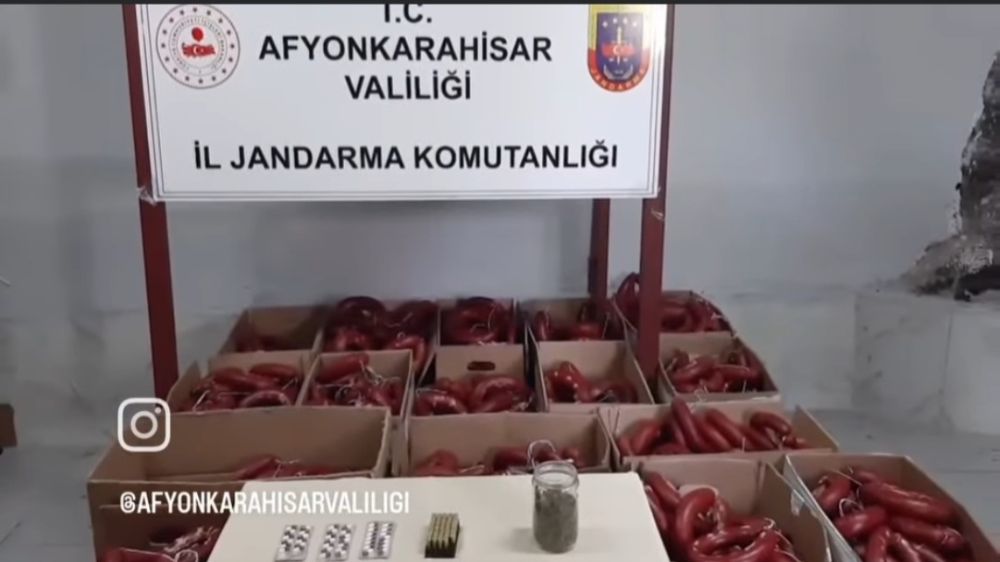 Afyon'da Bozulmuş ve Değiştirilmiş Gıda Operasyonu  bakın neler yakalandı 