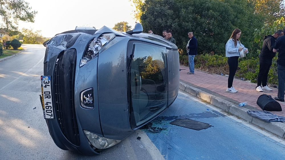 Antalya'da kaza üstüne kaza neyse ki yaralanan olmadı