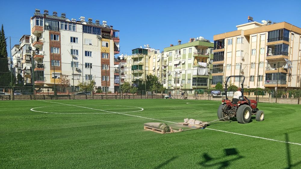 Belediye Yer verdi  Antalya Amatör Spor Kulüpleri Federasyonu  tesisi yaptı 