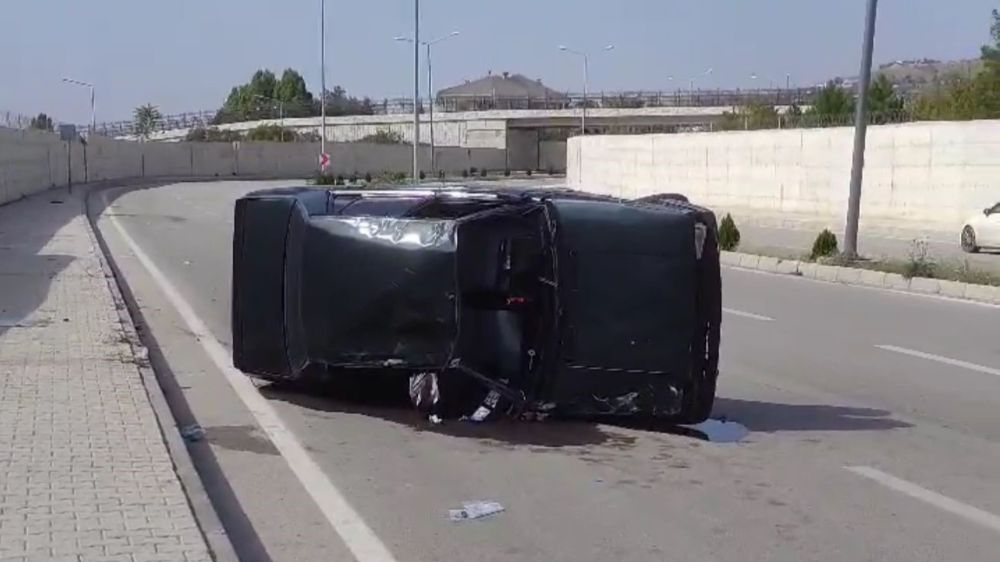 Elazığ'da kaza otomobil takla attı 1 yaralı