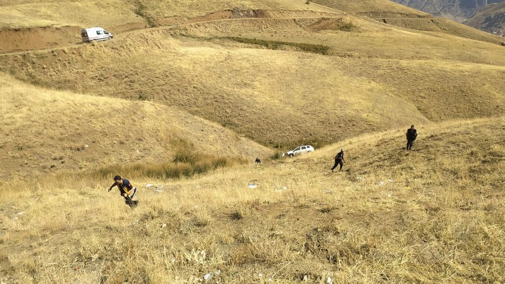 Hakkari'de trafik kazası! 1 kişi yaralandı