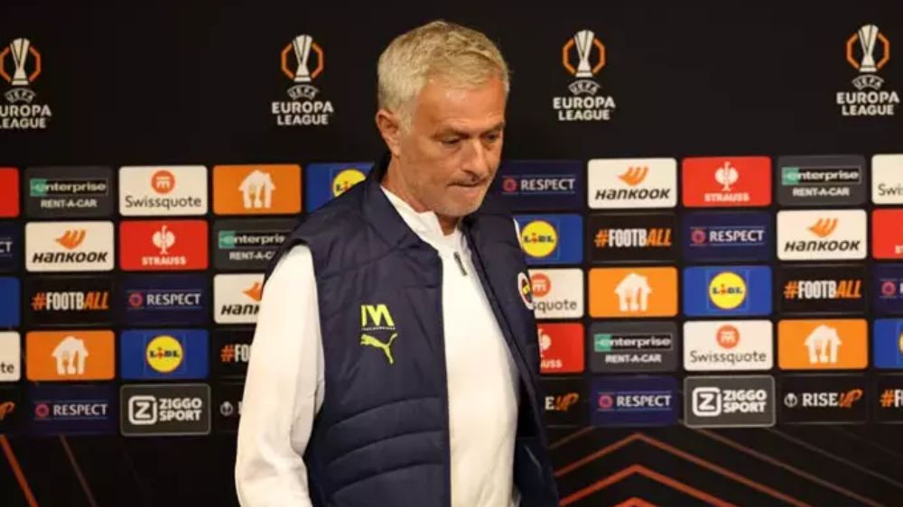 Jose Mourinho için bomba iddia! İngiltere'ye geri mi dönüyor? Bu sözlerle duyurdular