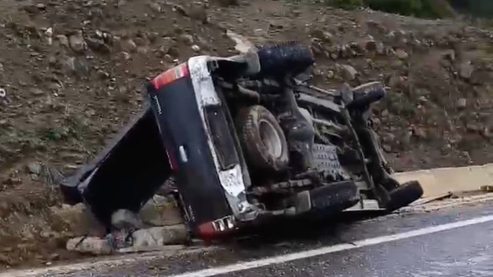 Kastamonu'da pikap devrildi