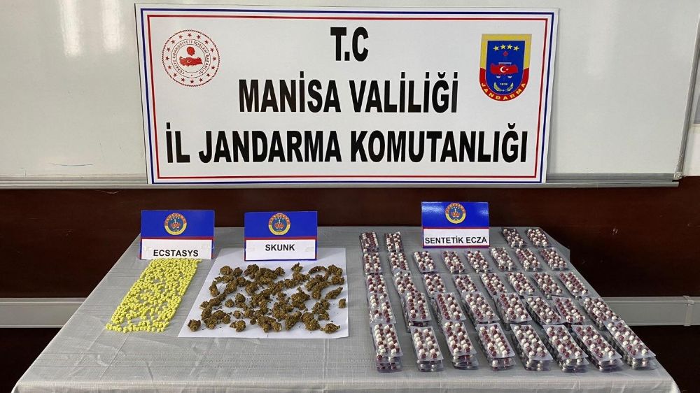 Manisa'da uyuşturucu operasyonu 2 kişi tutuklandı