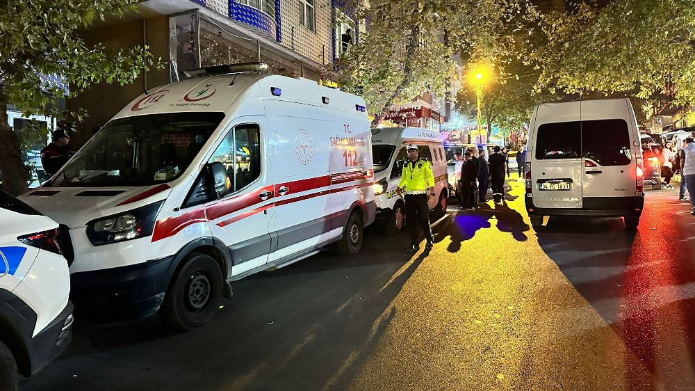 Son dakika İstanbul haberi! Arkadaşıyla şakalaşırken vurdu! Acı haber geldi