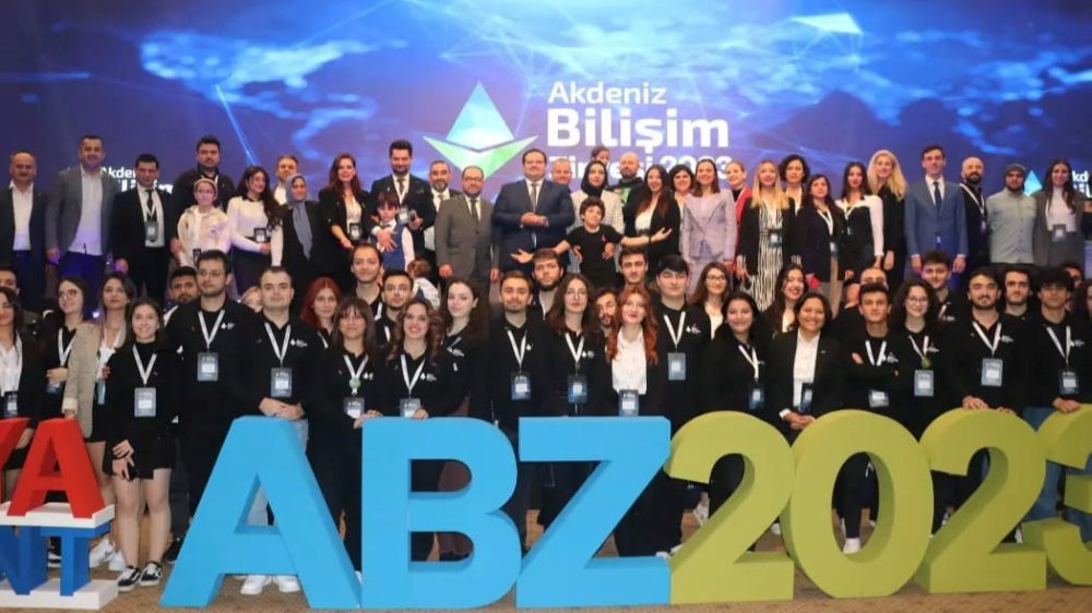 8. Akdeniz bilişim zirvesi, Antalya’da teknoloji ve inovasyonu konuşturacak