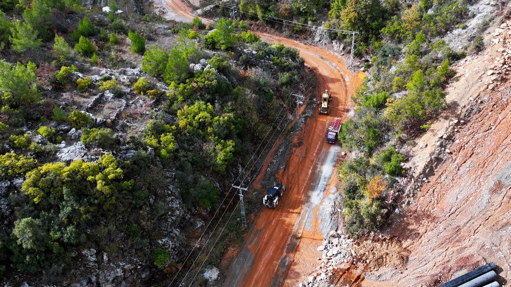 Alanya’da sağanak yağış sonrası hızlı müdahale Kapanan yollar açıldı