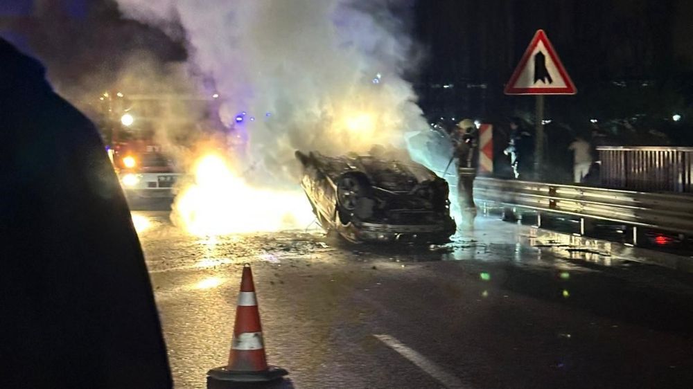 Ankara'da takla atan araç alevlere teslim oldu! 2 ağır yaralı