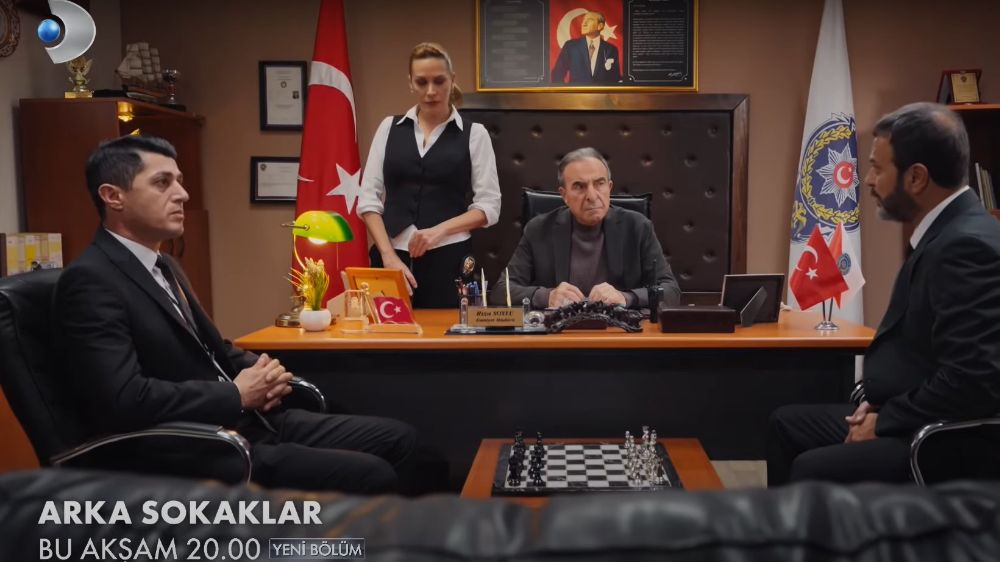 Arka Sokaklar 691. Bölüm ön izlemesi geldi! Arka Sokaklar yeni bölümünde katil avı başlıyor!