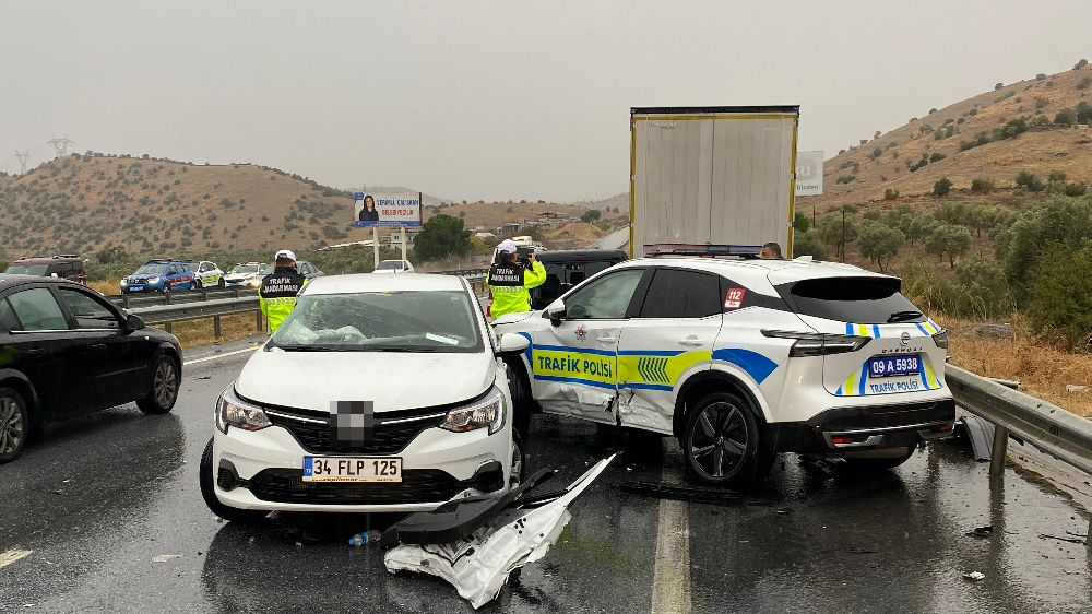 AYDIN MUĞLA KARAYOLU! Polis aracının da karıştığı zincirleme kazada yaralılar var