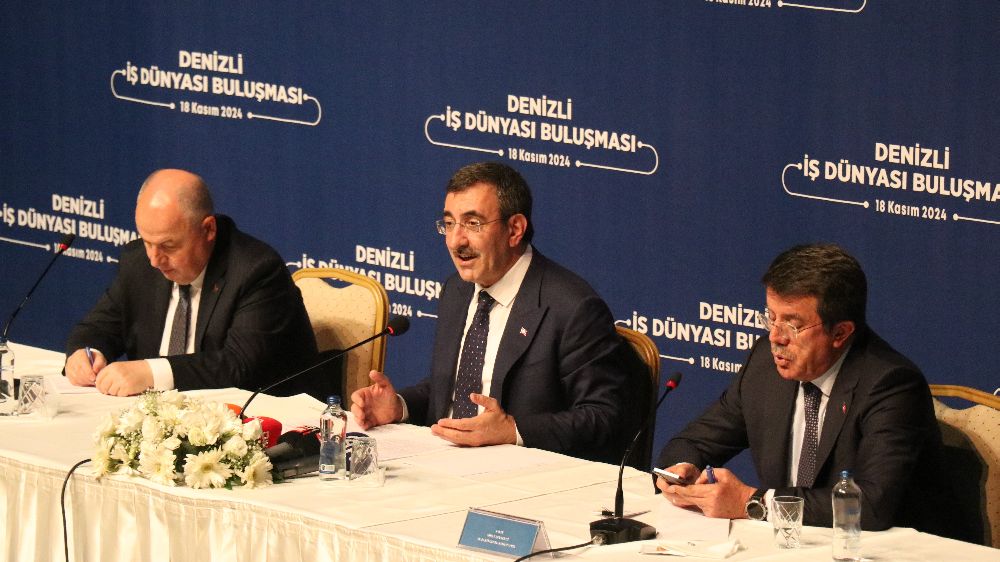 Cevdet Yılmaz 'Türkiye ekonomide ve istihdamda önemli başarılar elde etti'