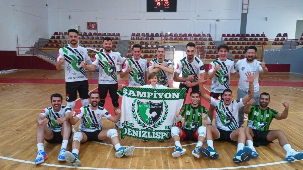 Denizlispor Cavidil Erkek voleybol takımı, Antalya deplasmanında 07 Gazispor’u 3-0 yenerek liderliğe yükseldi