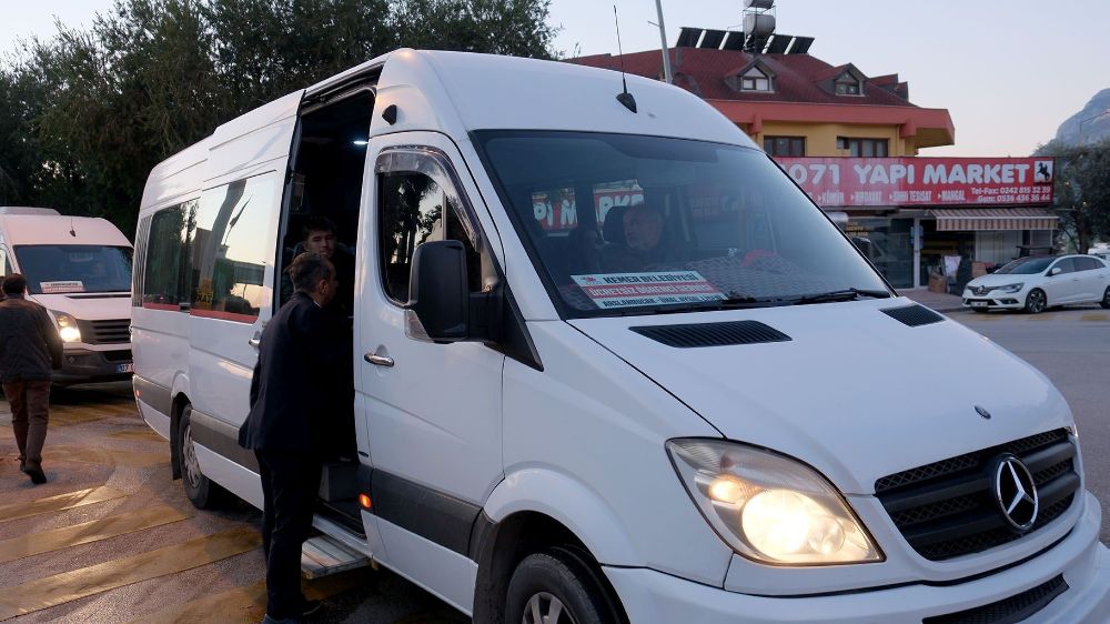 Kemer Belediyesi, öğrenci servislerine denetim başlattı