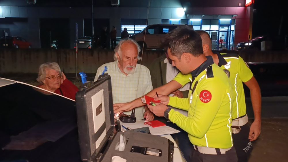 Manavgat'ta zincirleme kaza Kırmızı ışık ihlali sonucu