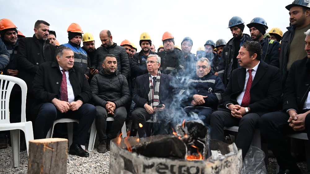 Mansur Yavaş, Çayırhan'daki grevci madencileri ziyaret etti: "işçilerimizin yanındayız"