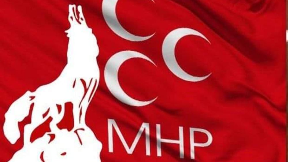 MHP'de 3 Milletvekili istifa etti.