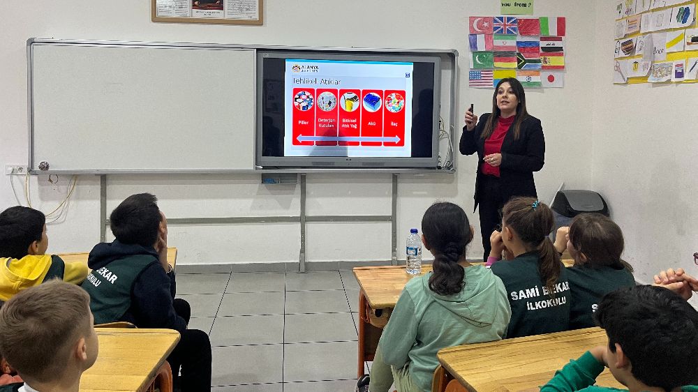 Alanya Belediyesi'nden öğrencilere iklim değişikliği eğitimi