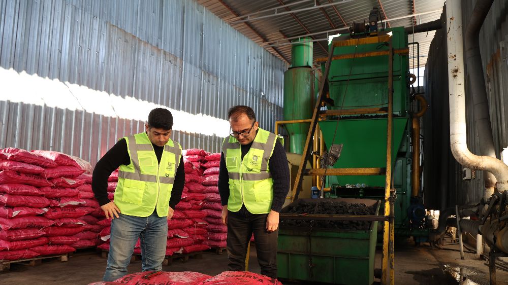 Antalya'da kömür denetimleri artırıldı135 Ton uygunsuz kömür şehir dışına çıkarıldı