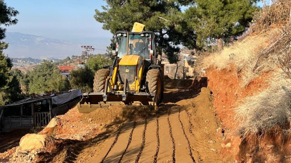 Babadağ Belediyesi, Mollaahmet Mahallesi'nde yol yapım çalışmalarını tamamladı