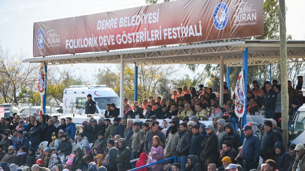 Demre Folklorik Deve Gösterisi Festivali, bu yıl da büyük bir coşkuyla gerçekleştirildi