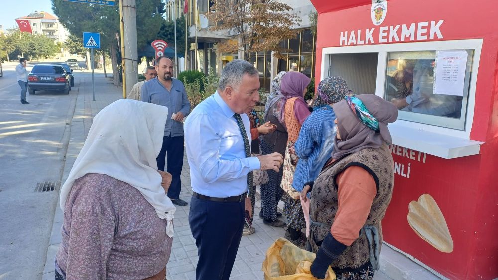 Honaz Halk Ekmek Projesi, aile ekonomisine katkı sağlıyor ve ekmek fiyatlarını düşürüyor