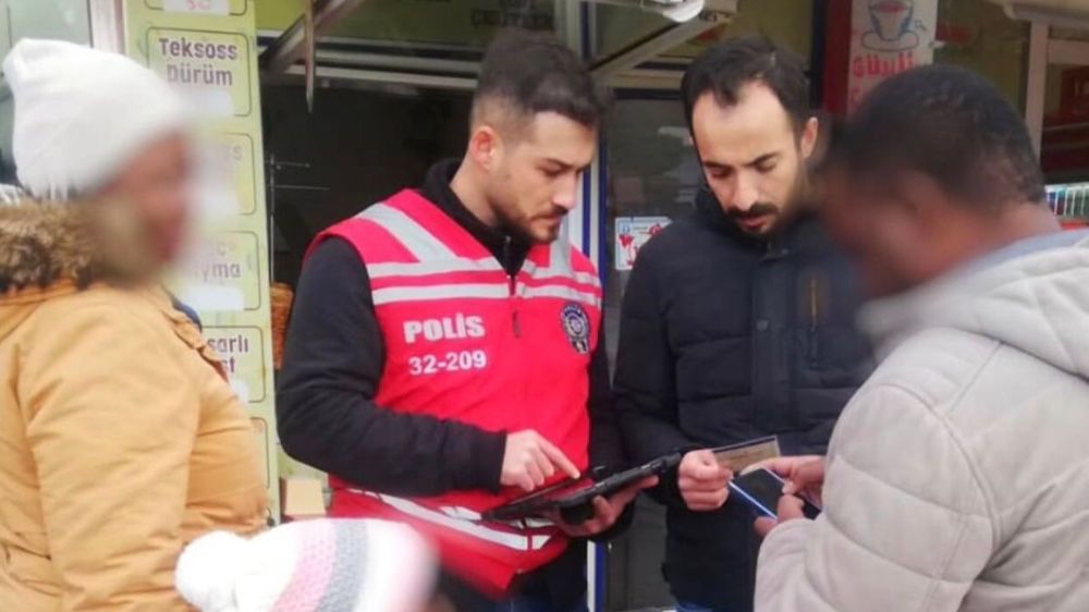 Isparta’da düzensiz göçle mücadele 3 bin 78 kişi ve 1.363 araç denetlendi