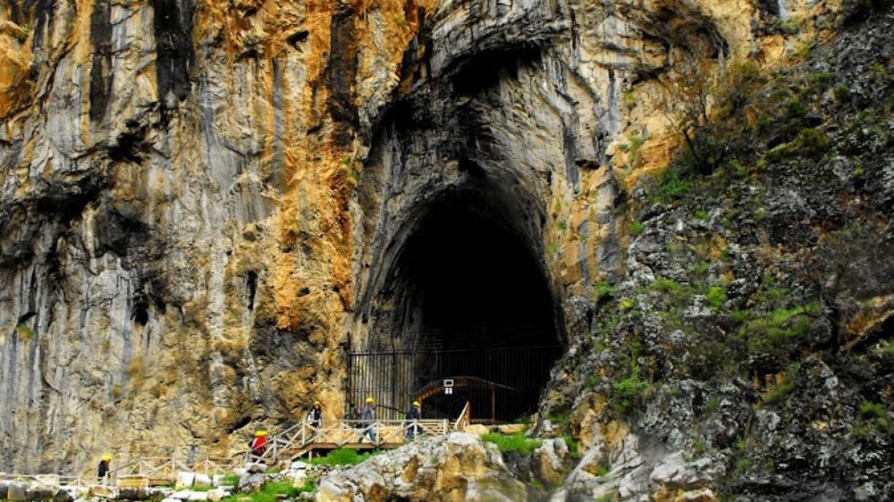 Isparta'nın Zindan Mağarası kış sezonu için ziyarete kapandı