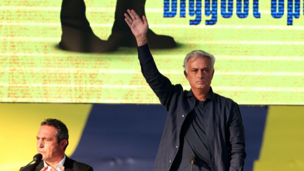 Jose Mourinho  Futbol Dünyasının 'Özel Biri' Jose Mourinho’nun Aile Hayatı ve Gençlik Aşkı