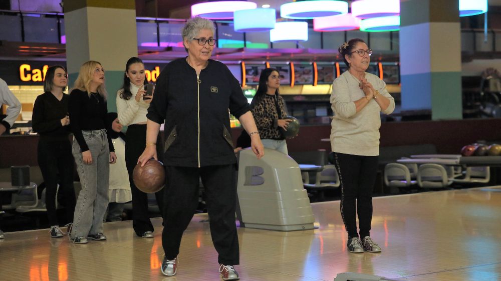 Keçiören huzurevi sakinleri Bowling etkinliği ile eğlenceli bir gün geçirdi