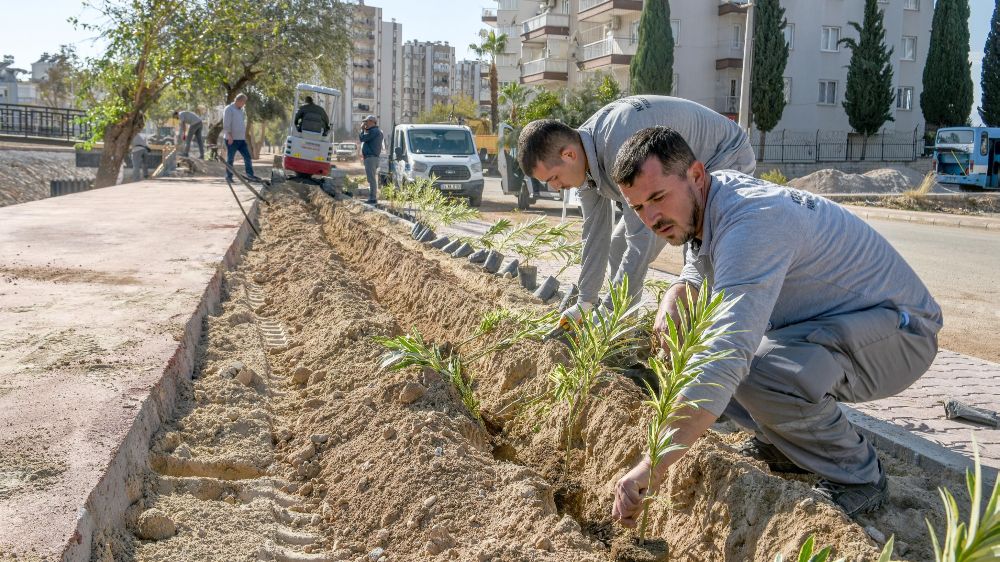 Kepez'den Güneş Mahallesi'ne yeni yaşam alanı Ay Deresi yeşile bürünüyor