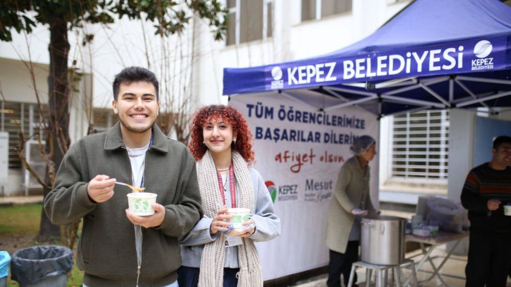 Kepez’den Öğrencilere Çorba İkramı