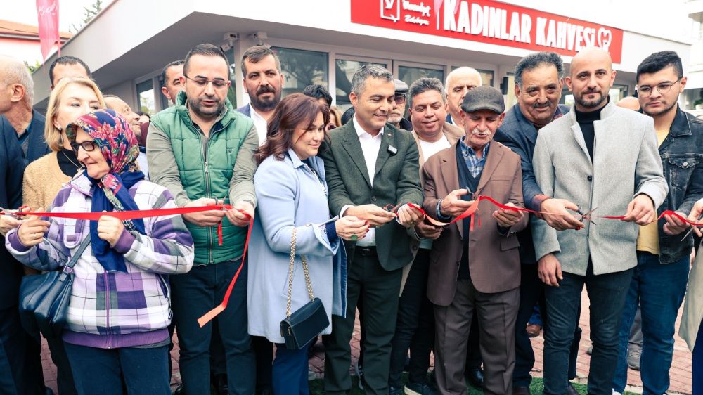 Manavgat’ta kadınlar kahvesi ve muhtarlık binası açıldı