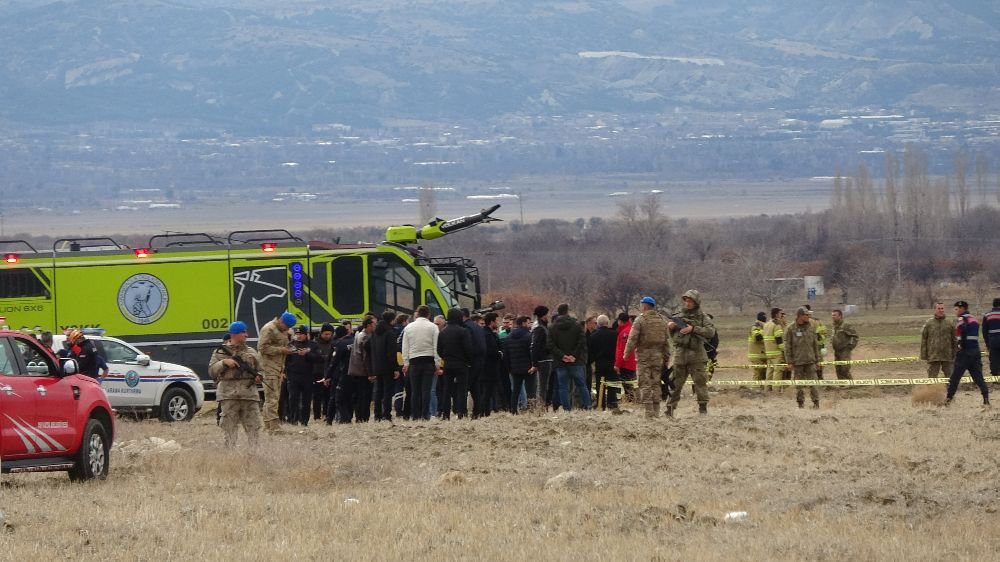 Şehitlerin kimlikleri belli oldu mu? Isparta askeri helikopter şehitleri kim, resmi açıklamalar