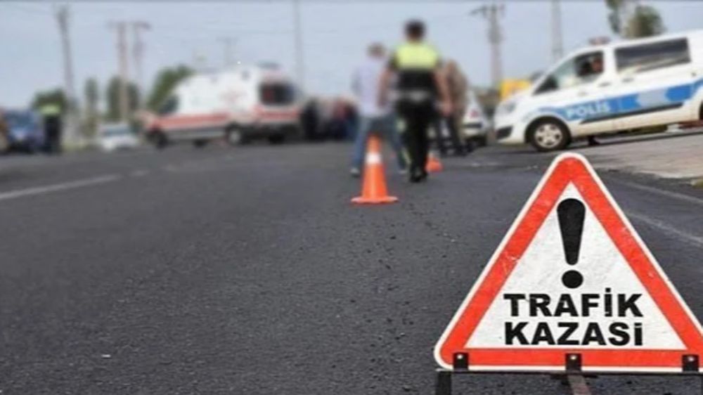 Türkiye Güne Kazalarla başladı Denizli ve Elazığ'da Kaza 2 ölü 24 yaralı 