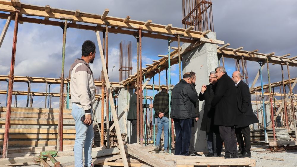 Afyonkarahisar’a ikinci fen lisesi İnşaat çalışmaları hızla devam ediyor