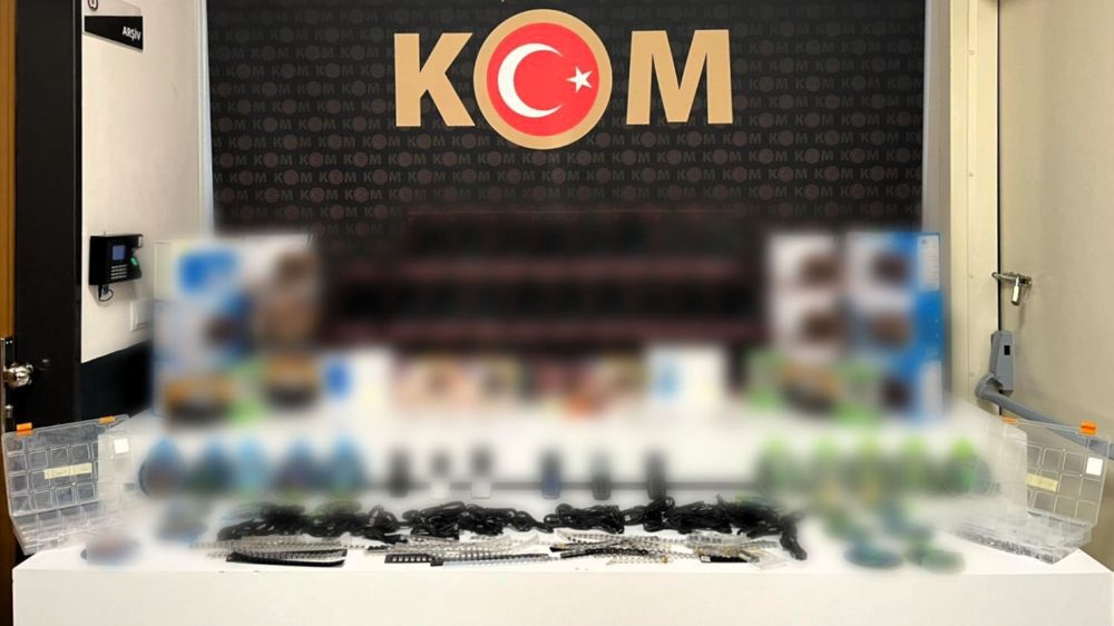 Afyonkarahisar'da kaçakçılık operasyonu 2 şahıs gözaltına alındı