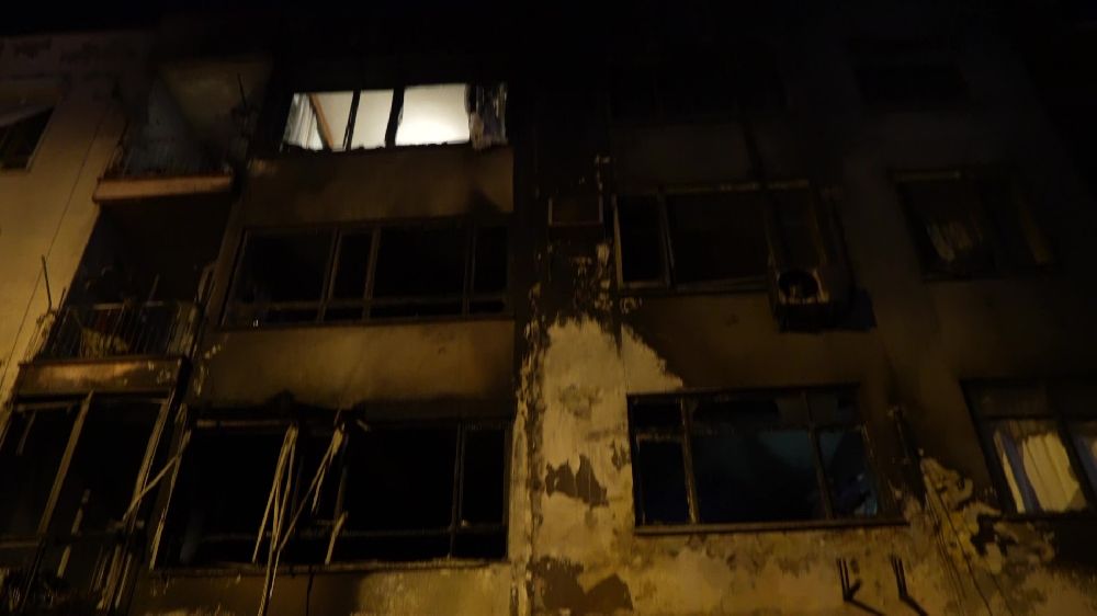 Antalya’da ikinci el eşya dükkanında yangın 1 Ölü, 2 yaralı