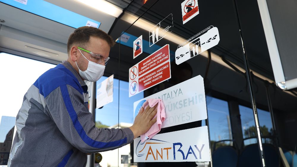 Antalya tramvaylarında temizlik ve hijyen standartları yükseliyor